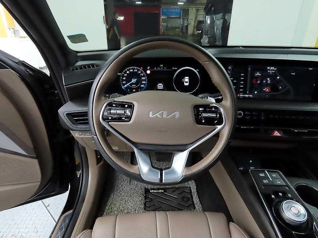 KIA K8 - Vista 11