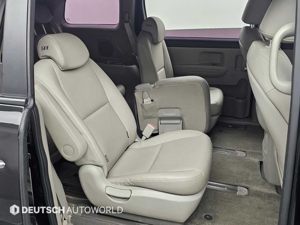 KIA Carnival 2018 Negro - Importación desde Corea - HF Imports Iquique - Foto 14