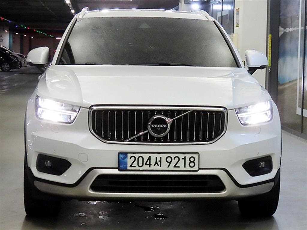 Volvo XC40 - Vista 2