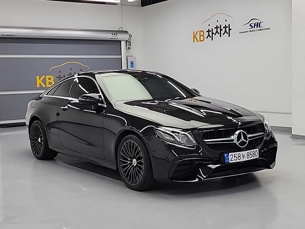 Mercedes Benz E class - Vista 6