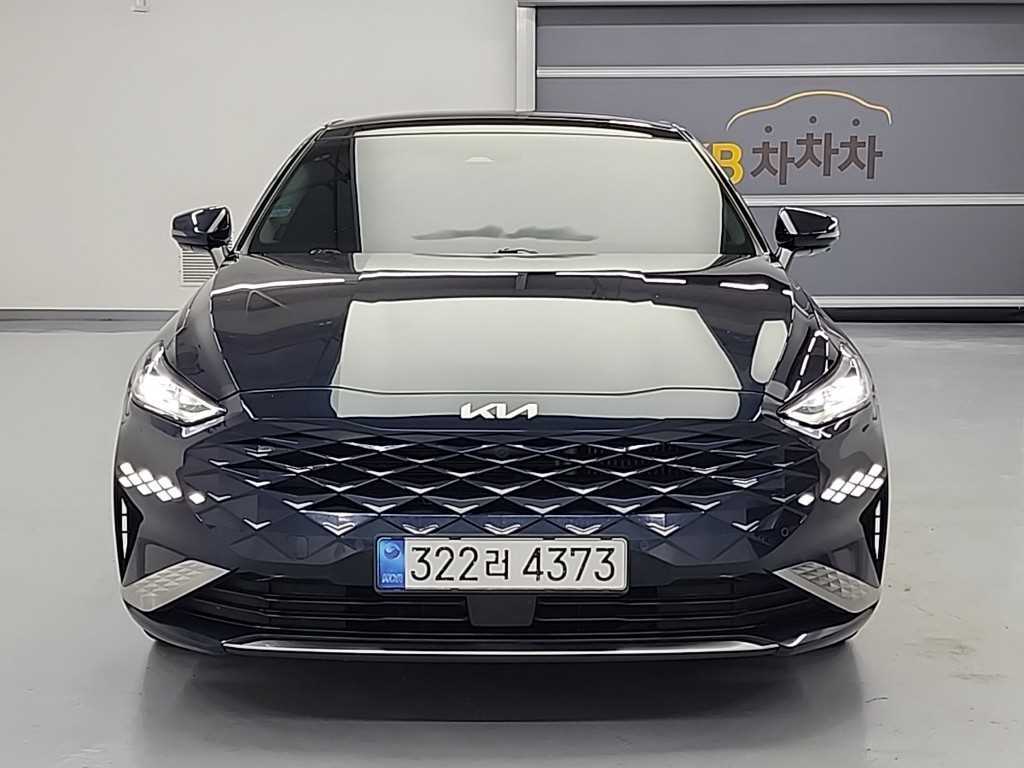 KIA K8 - Vista 3