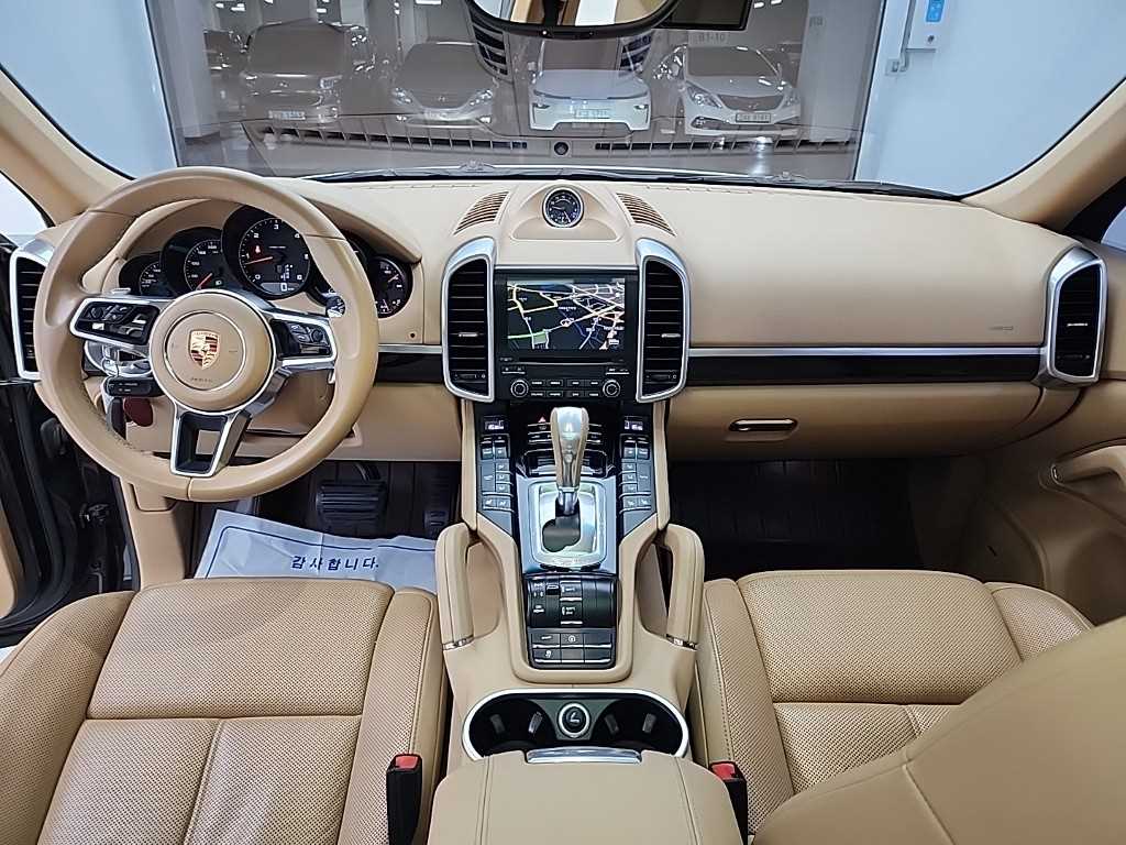 Porsche Cayenne - Vista 9