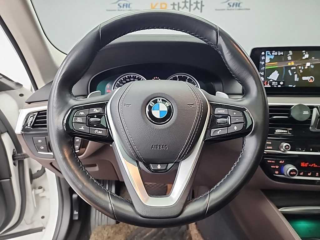 BMW 5 Series - Vista 11