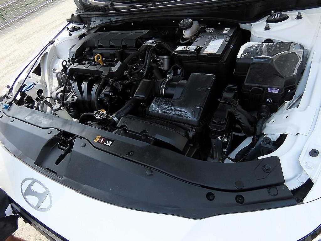 HYUNDAI Avante 2024 Blanco - Importación desde Corea - HF Imports Iquique - Foto 20