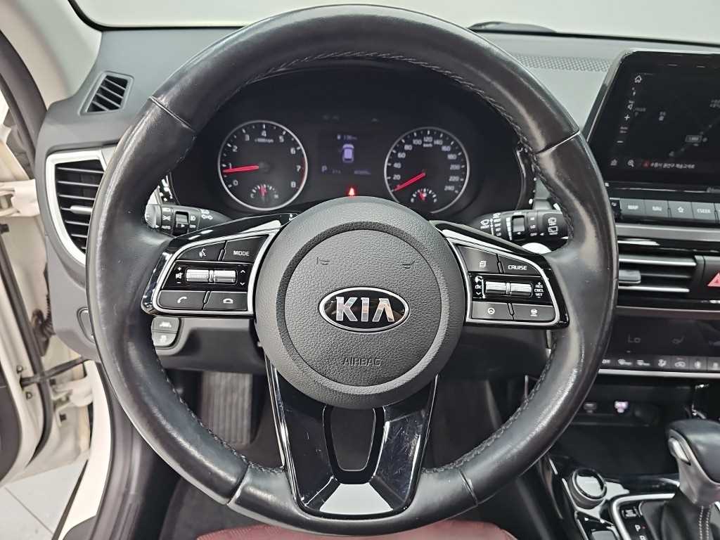 KIA Seltos - Vista 11