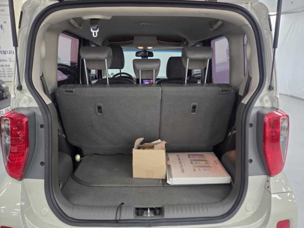KIA Ray - Vista 9