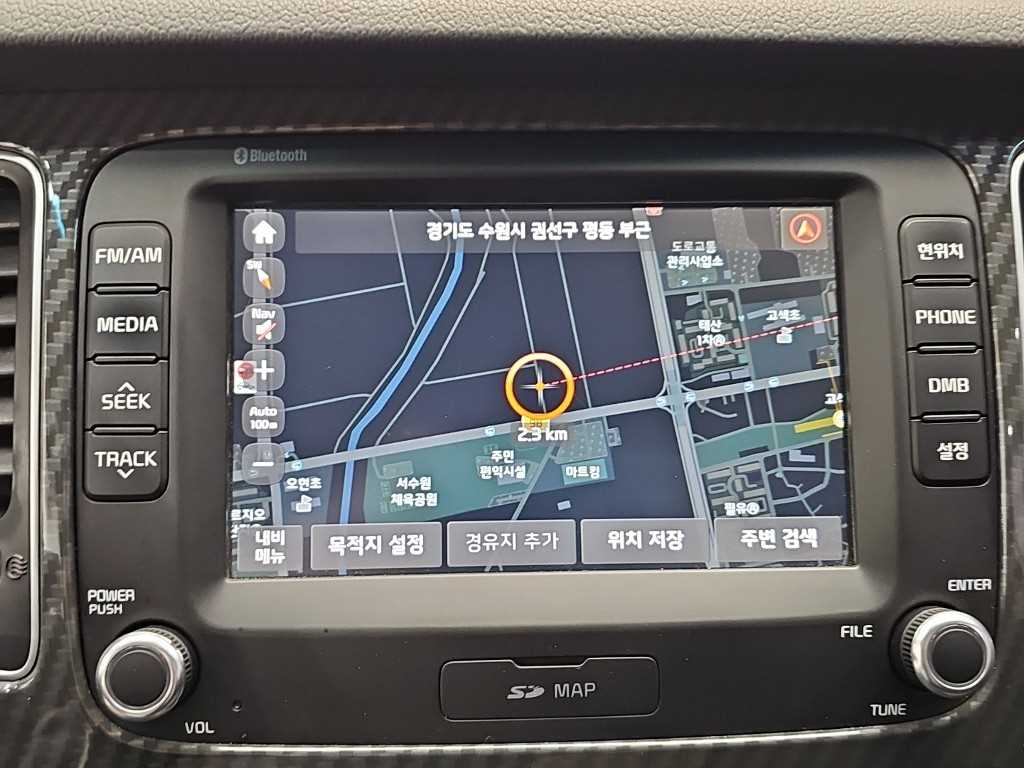 KIA Carens 2017 Plateado - Importación desde Corea - HF Imports Iquique - Foto 16