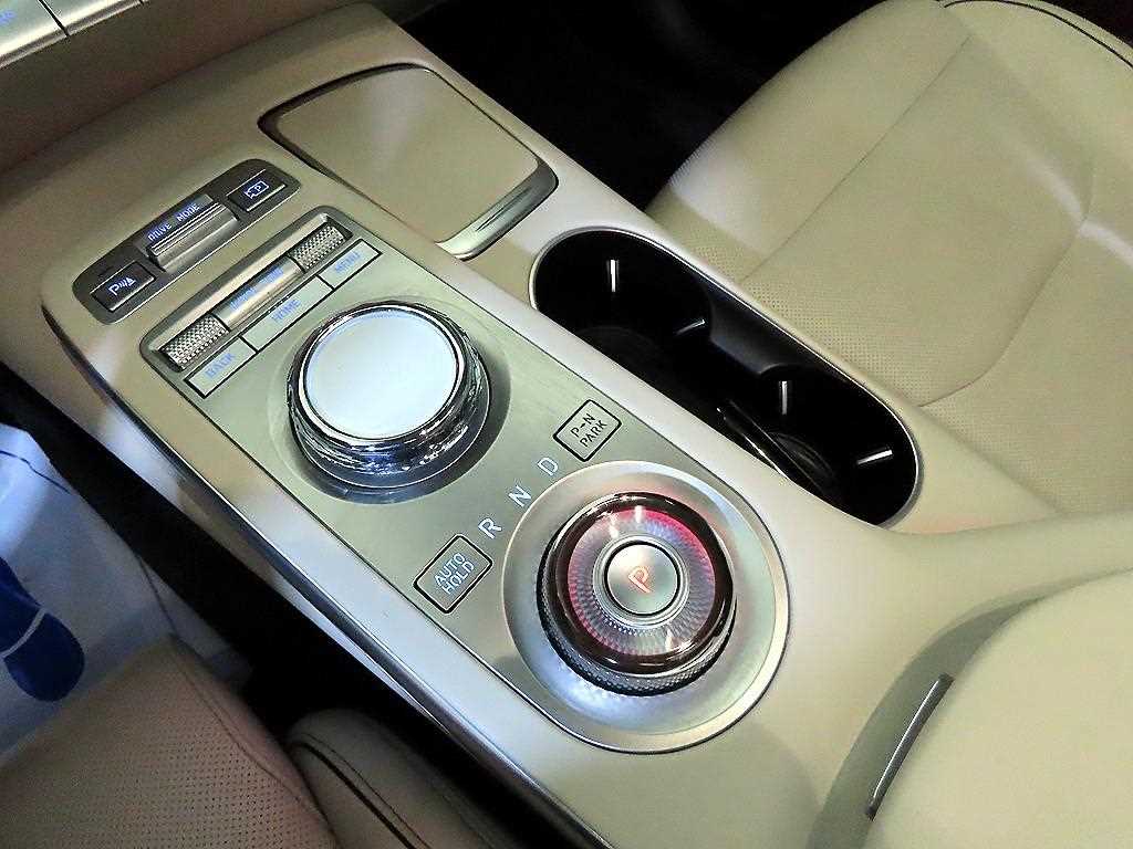 Genesis GV70 2021 Blanco - Importación desde Corea - HF Imports Iquique - Foto 14