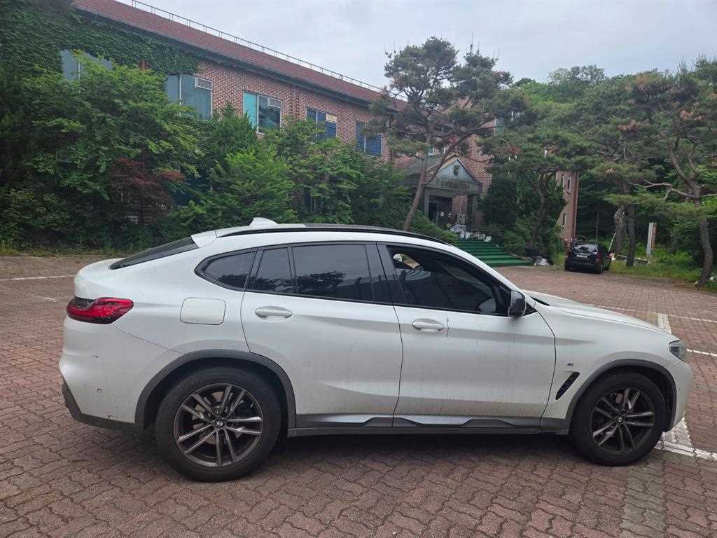 BMW X4 - Vista 6