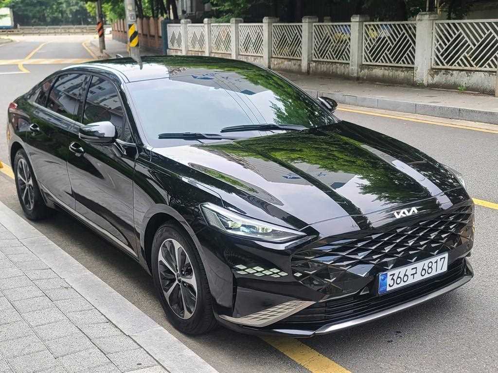 KIA K8 - Vista 3