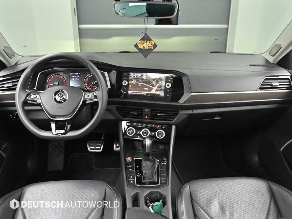 Volkswagen Jetta - Vista 7