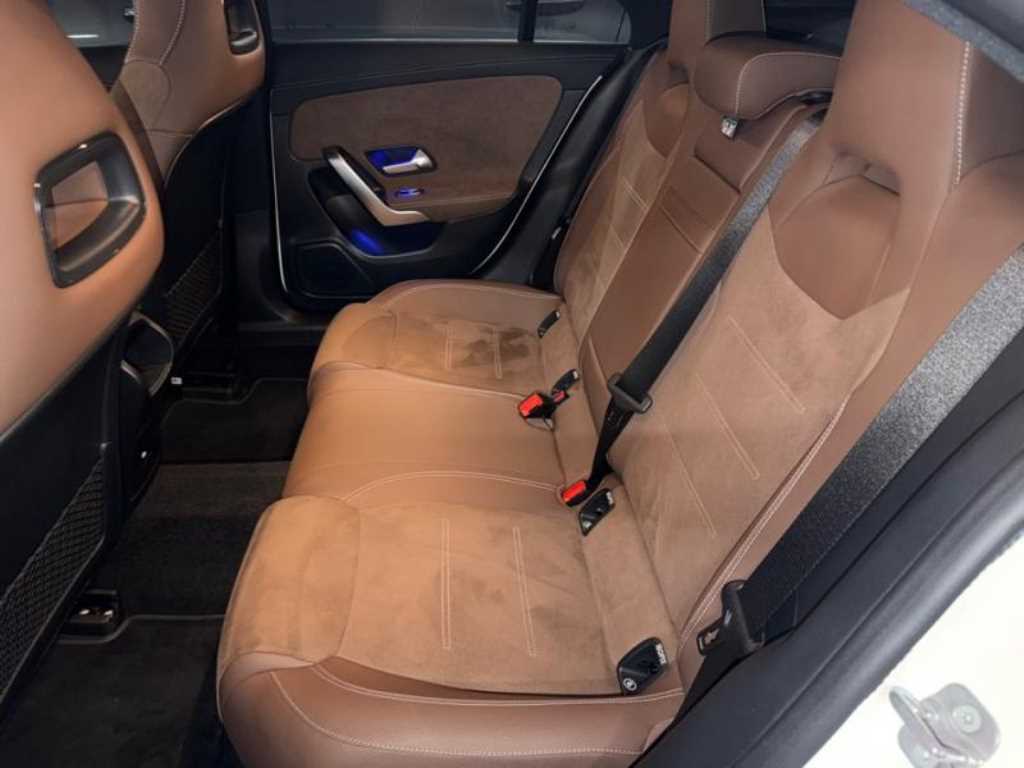Mercedes Benz CLA Class - Vista 9