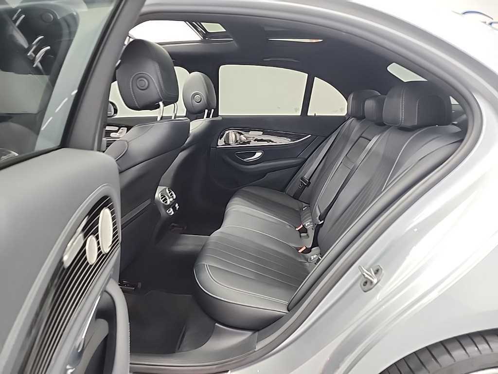 Mercedes Benz E class 2023 Gris - Importación desde Corea - HF Imports Iquique - Foto 15