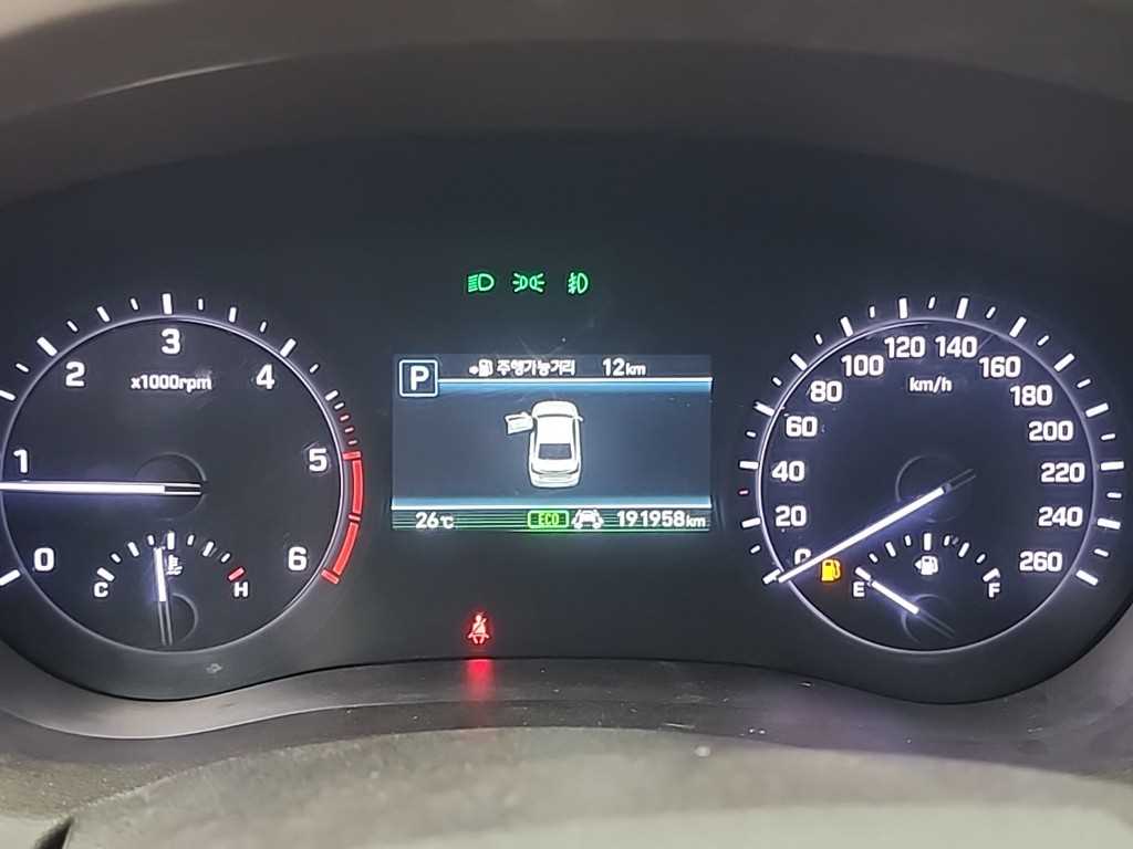 Genesis G80 - Vista 8