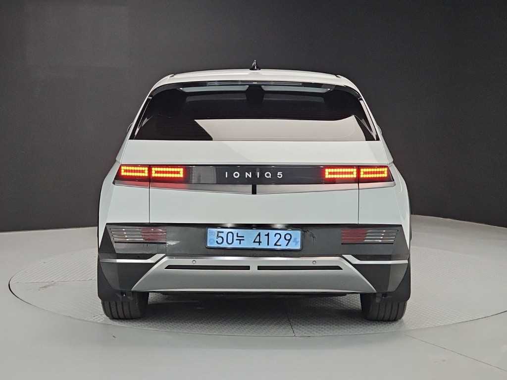 HYUNDAI Ioniq 5 - Vista 3