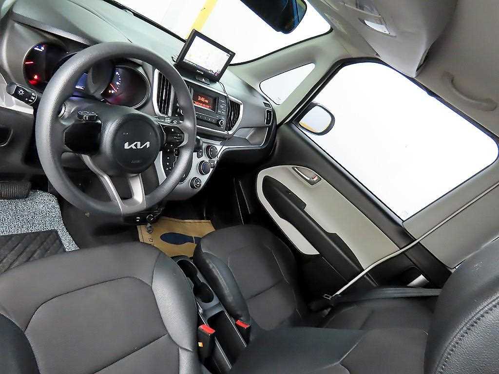 KIA Ray - Vista 9