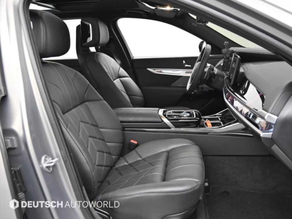 BMW 7 Series - Vista 12