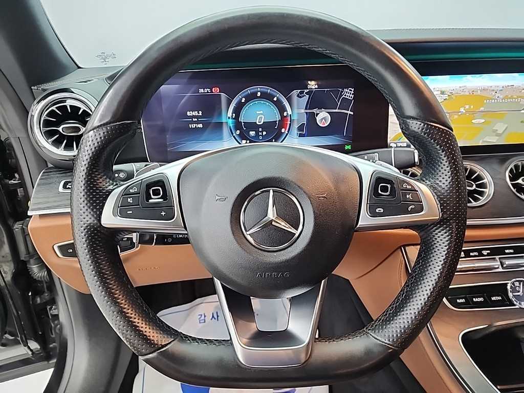 Mercedes Benz E class - Vista 11