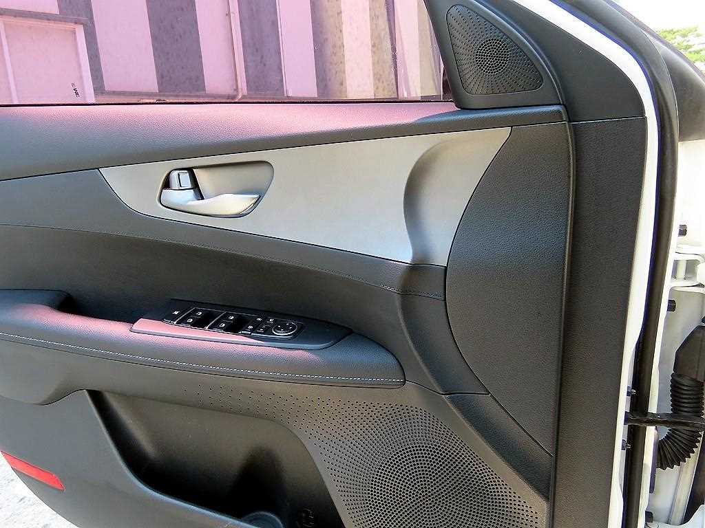 KIA K3 2018 Blanco - Importación desde Corea - HF Imports Iquique - Foto 13