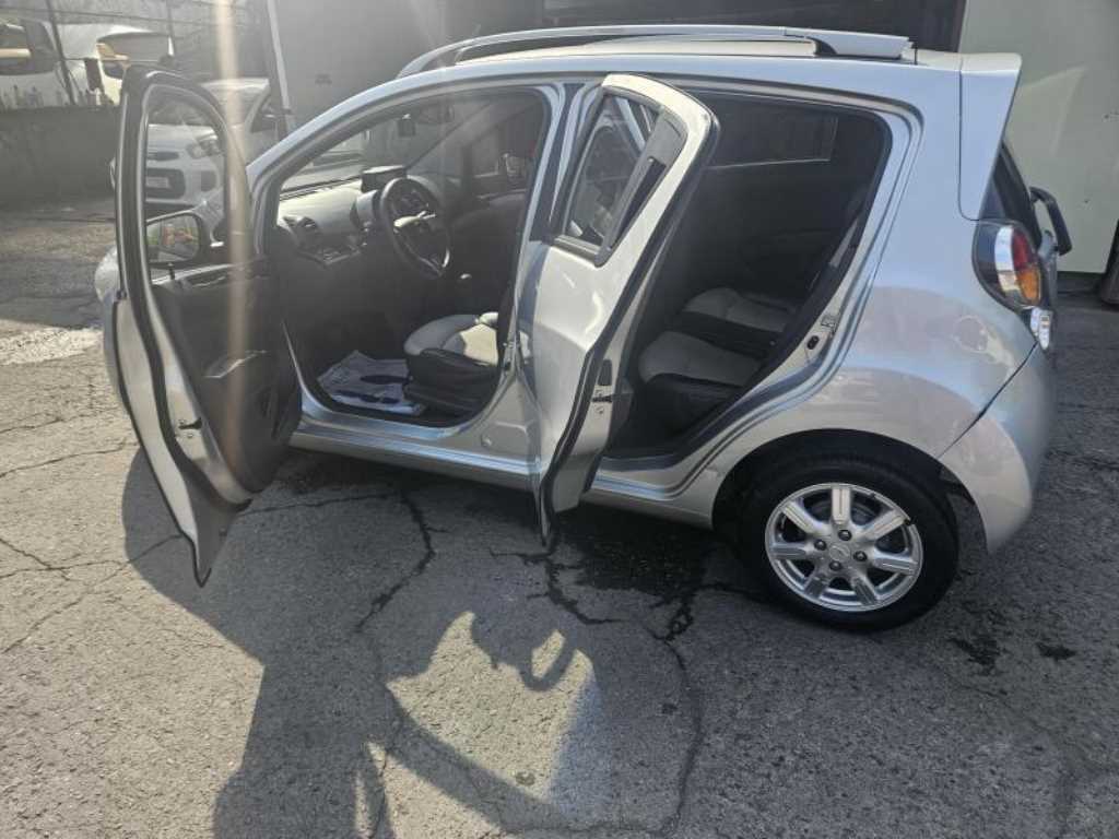 Chevrolet Spark 2011 Plateado - Importación desde Corea - HF Imports Iquique - Foto 17