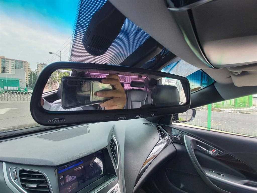 HYUNDAI Grandeur - Vista 12