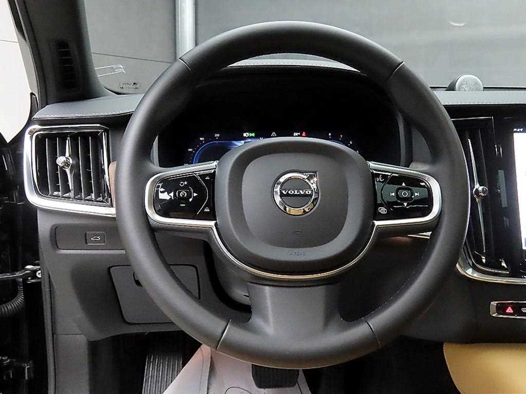Volvo S90 - Vista 11