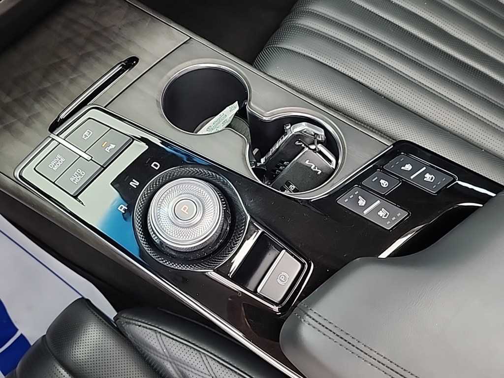 KIA K8 - Vista 11