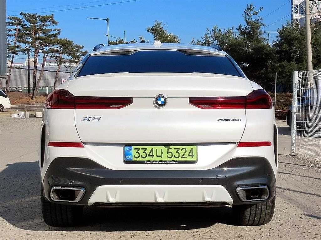 BMW X6 - Vista 6