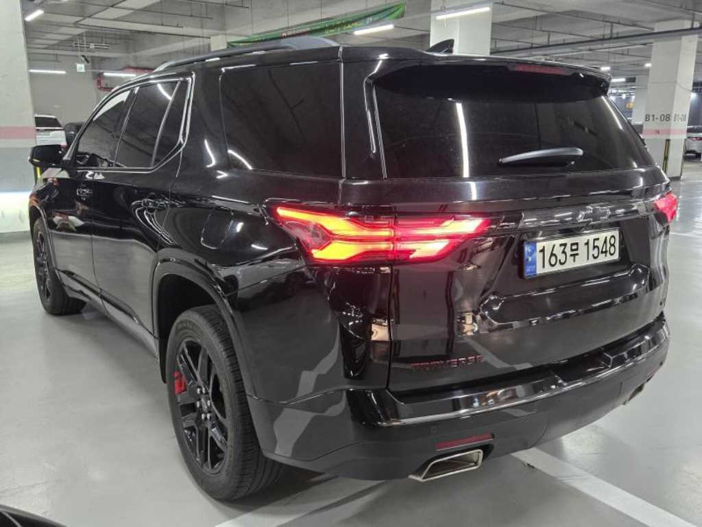 Chevrolet Travers - Vista 3