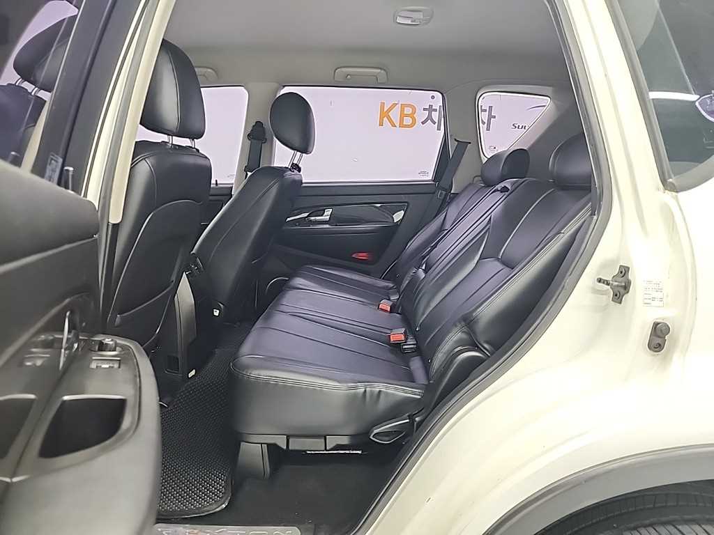 Ssangyong Rexton 2015 Blanco - Importación desde Corea - HF Imports Iquique - Foto 14