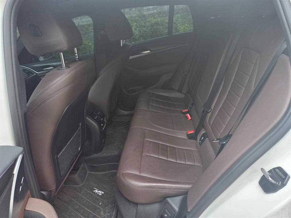 BMW X4 - Vista 8