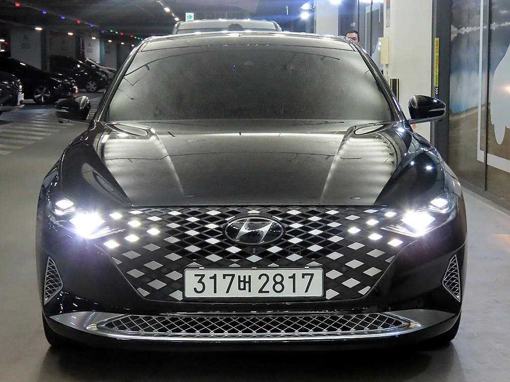 HYUNDAI Grandeur - Vista 2