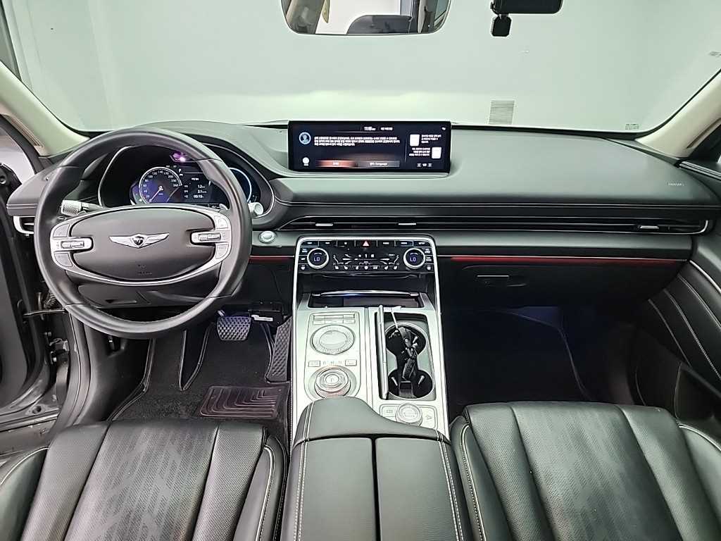 Genesis GV80 - Vista 9