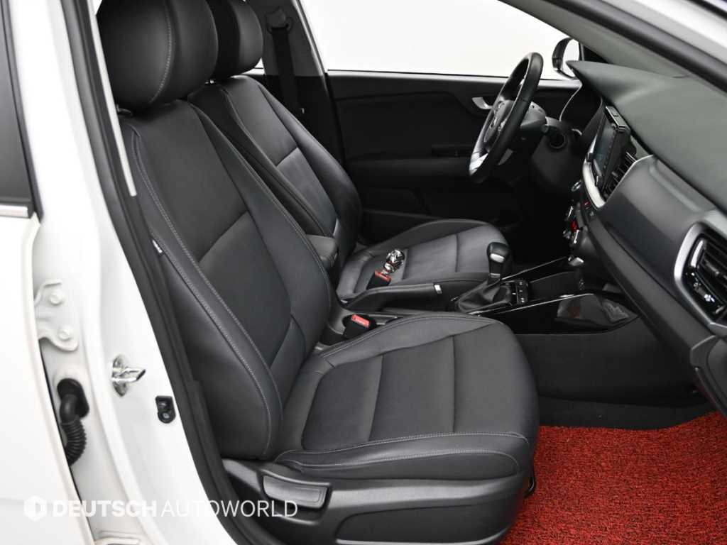 KIA Stonic - Vista 12