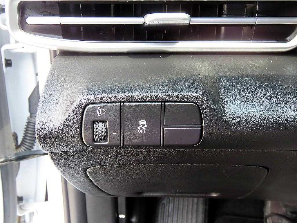 HYUNDAI Avante 2024 Blanco - Importación desde Corea - HF Imports Iquique - Foto 14