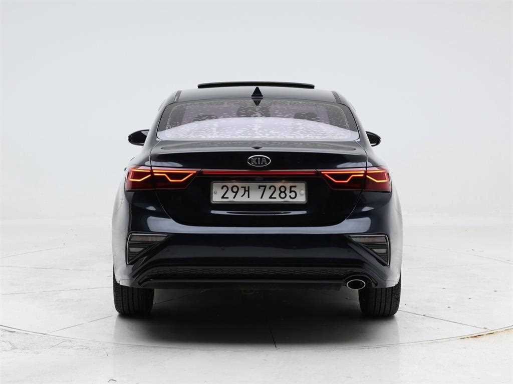 KIA K3 - Vista 7