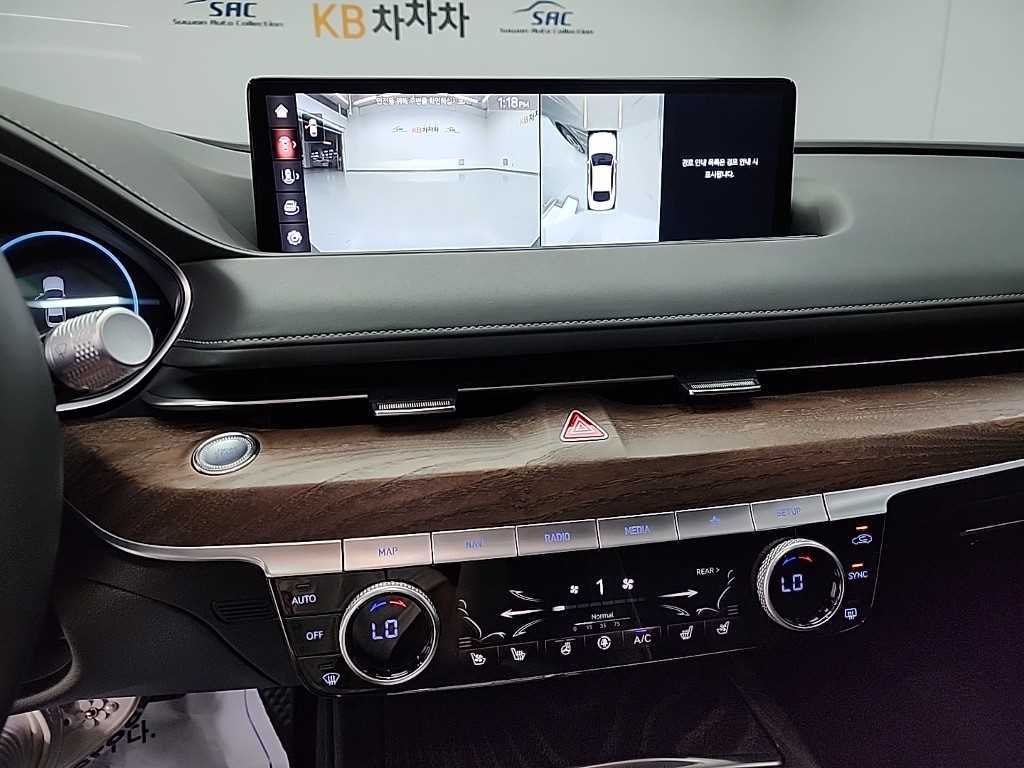 Genesis G80 - Vista 12