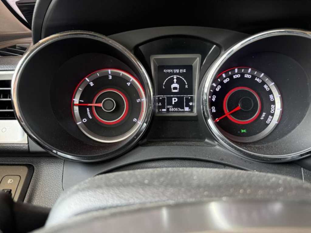 Ssangyong Tivoli - Vista 7