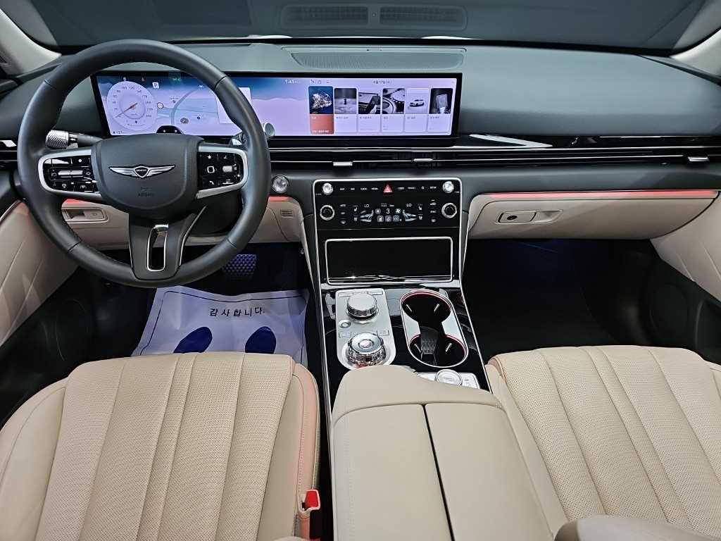 Genesis GV80 - Vista 9
