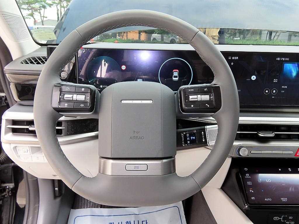 HYUNDAI Grandeur - Vista 10