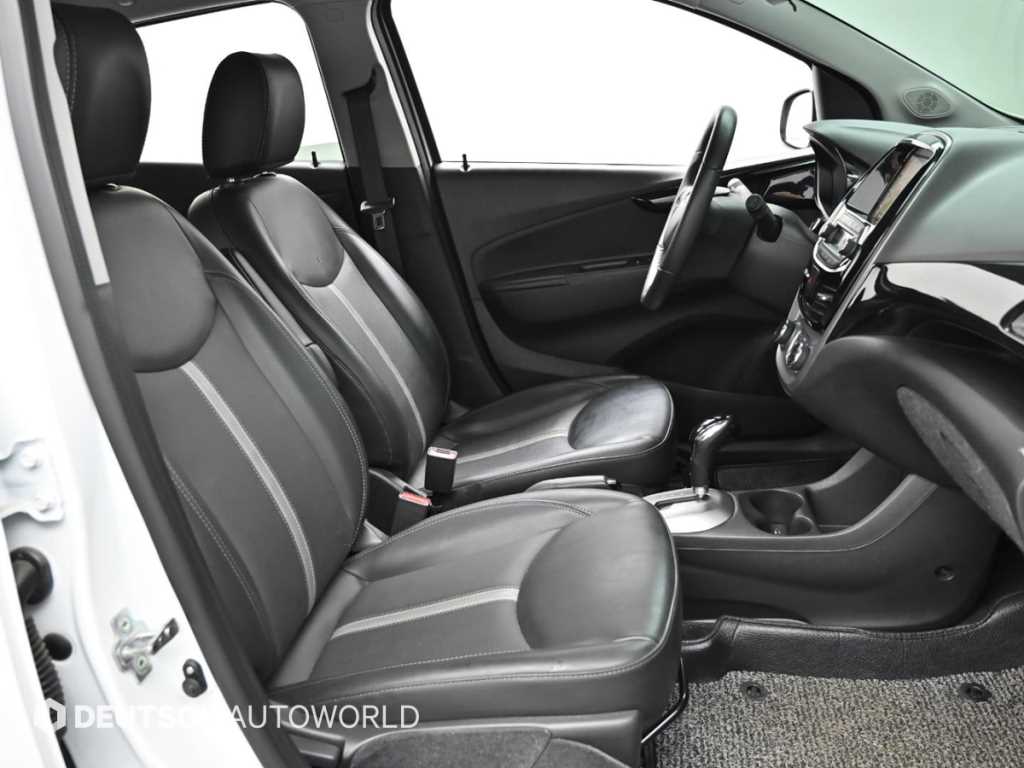 Chevrolet Spark - Vista 12