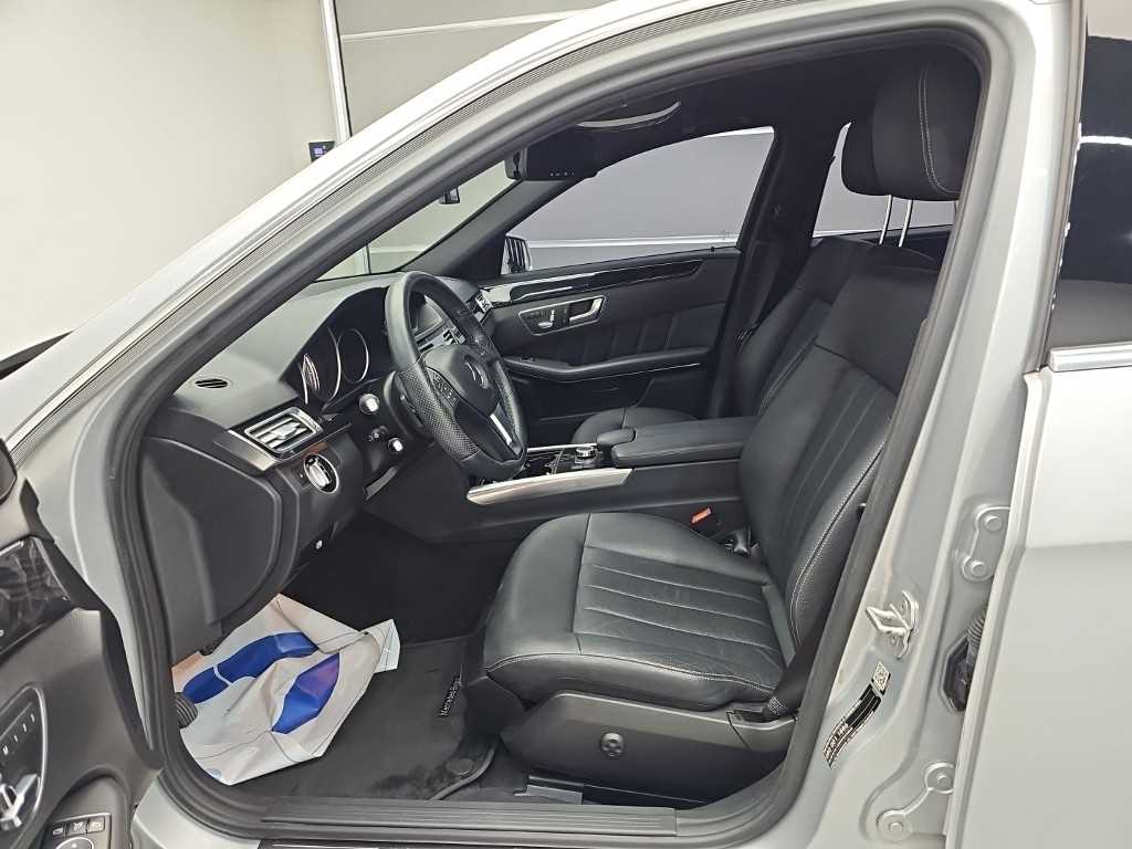 Mercedes Benz E class 2015 Plateado - Importación desde Corea - HF Imports Iquique - Foto 13
