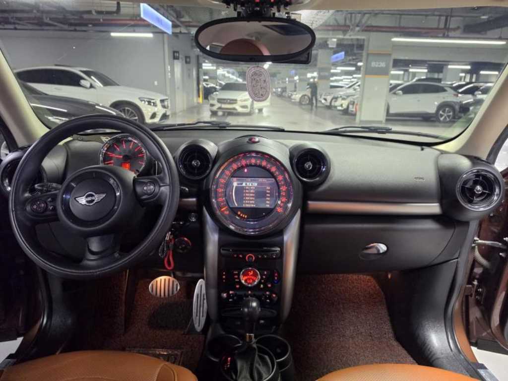 Mini Countryman - Vista 7
