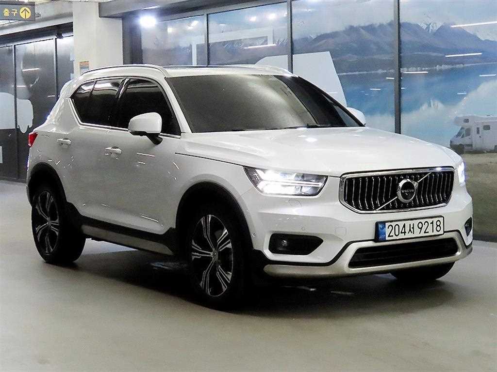 Volvo XC40 2021 Blanco - Importación desde Corea - HF Imports Iquique - Foto 1