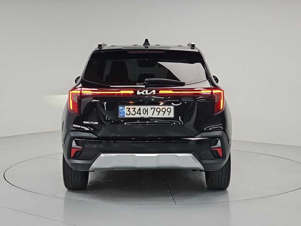 KIA Seltos - Vista 3