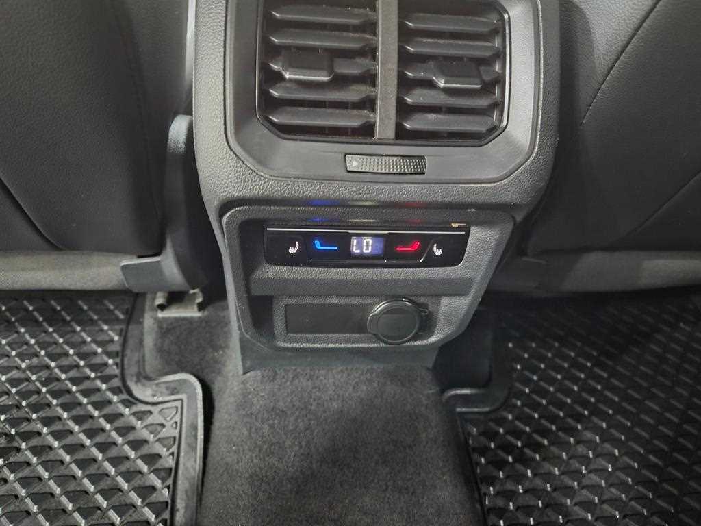Volkswagen Tiguan - Vista 12