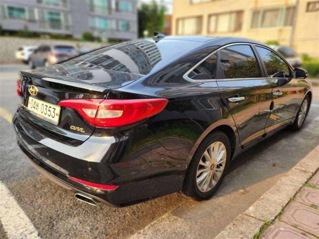 HYUNDAI Sonata - Vista 7