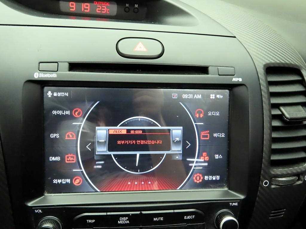 KIA K3 - Vista 10