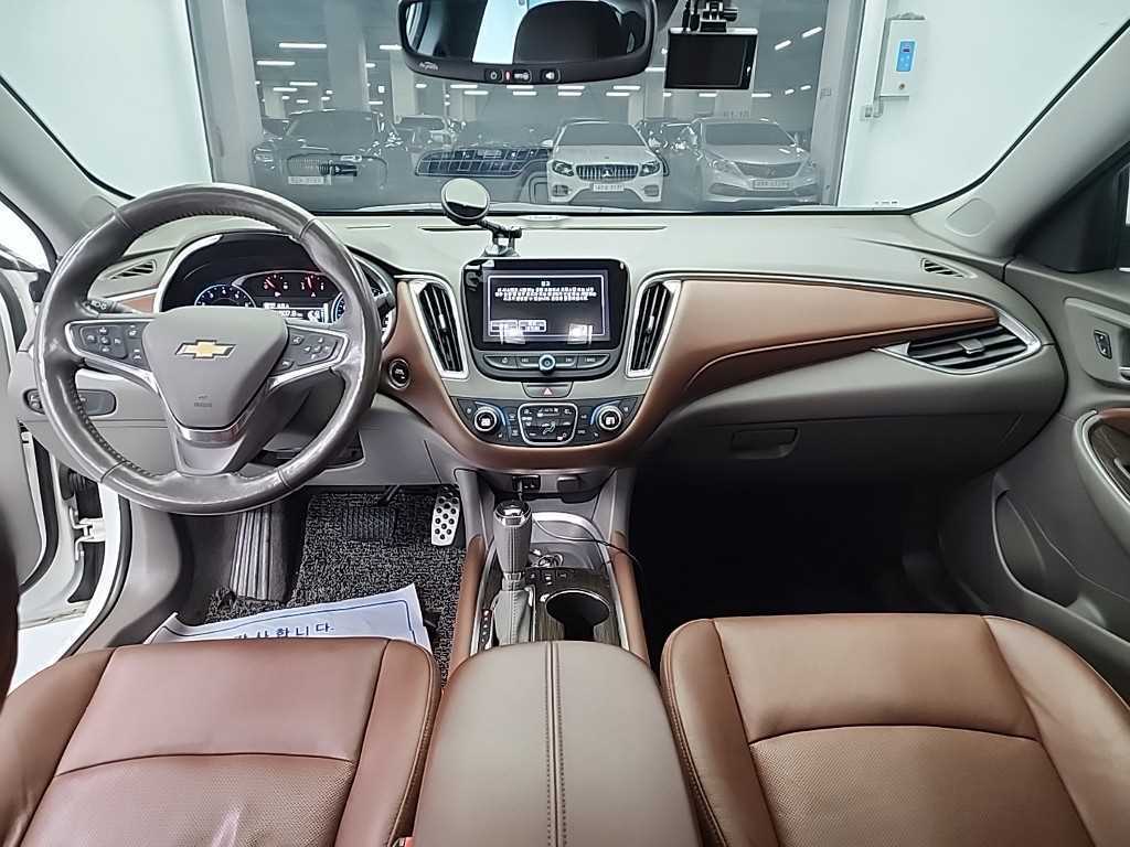 Chevrolet Malibu - Vista 9