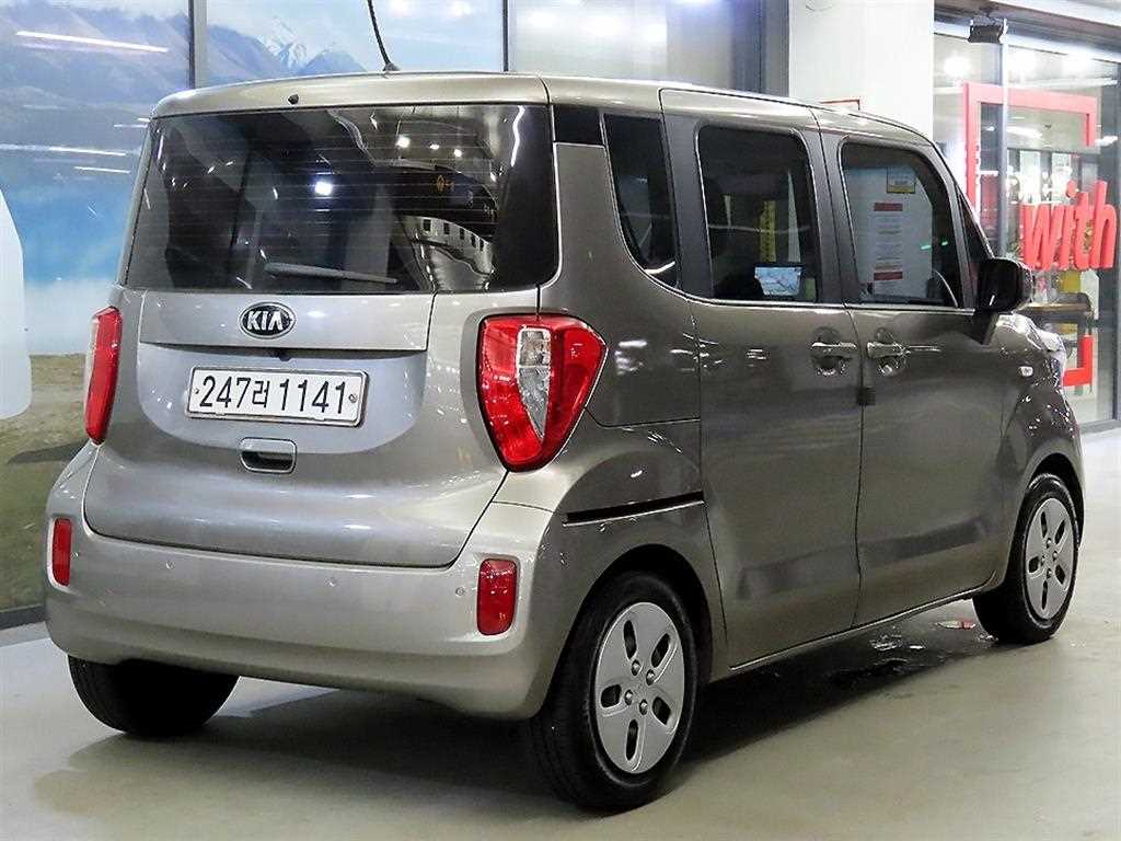 KIA Ray - Vista 6